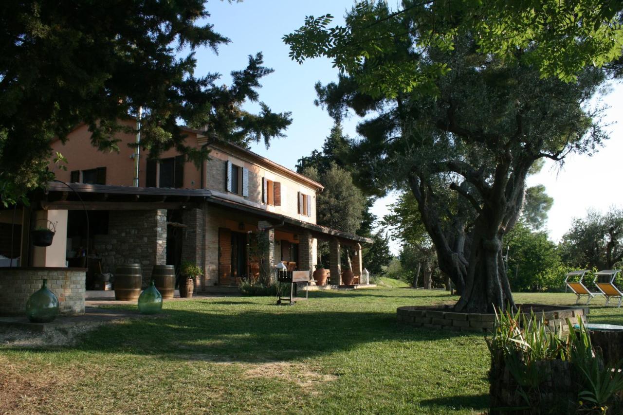 Cornio Delle Fronde Guest House Fontecorniale Exterior photo